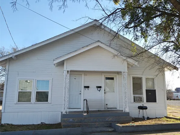 404 W Lee St, Brownwood, TX 76801