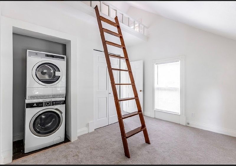 1st image of 1474 W 29th St #4