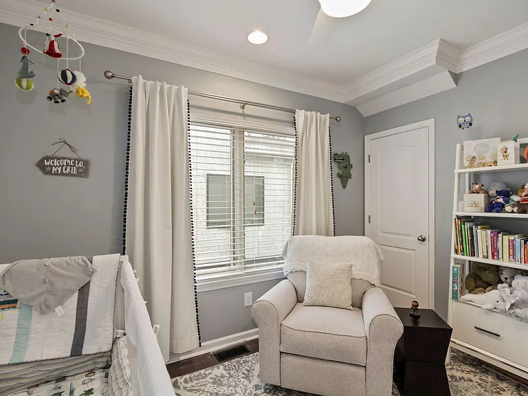 1337 N Howard St — Photo 20