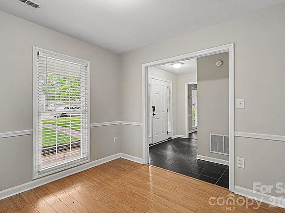 4th image of 5200 Birchbark Ln