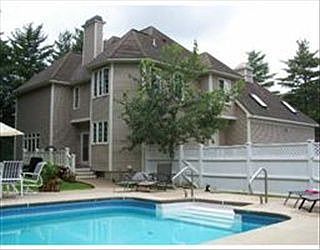 2nd image of 14 Basswood Ln