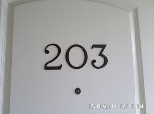 23130 Sherman Pl UNIT 203, West Hills, CA 91307