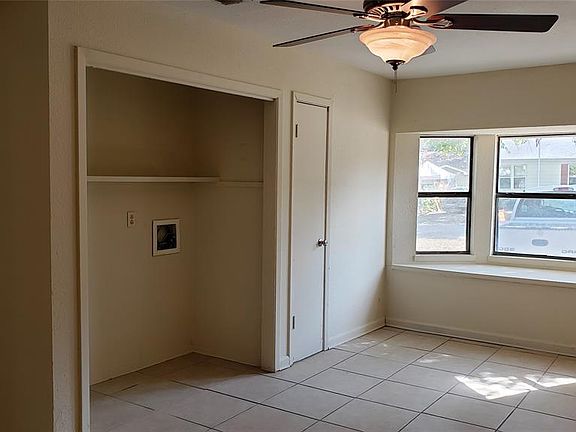 4th image of 8222 Carlos St