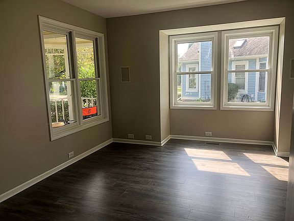 Office or 3rd bedroom 