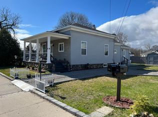 601 Mackinaw Ave, Cheboygan, MI 49721