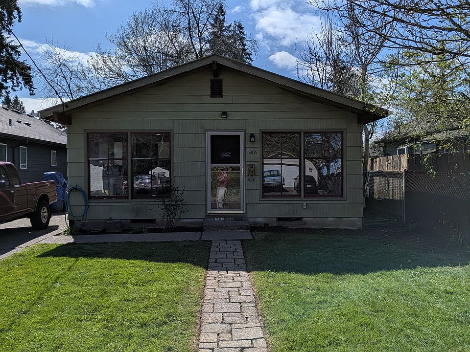 1st image of 5806 SE Mitchell St