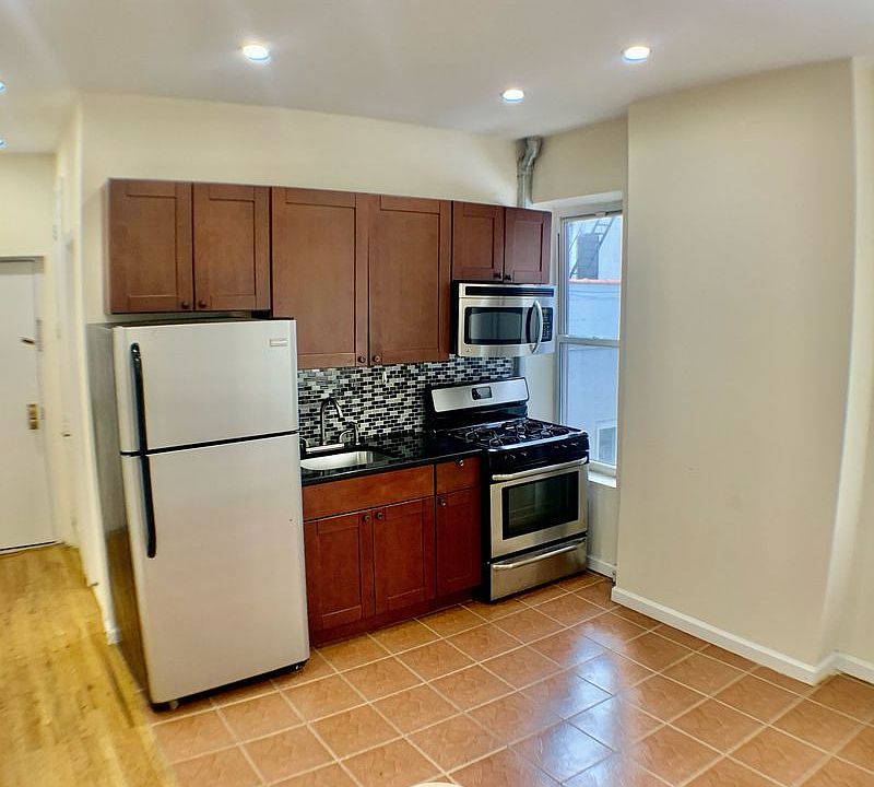 1st image of 313 Clarkson Ave #1A