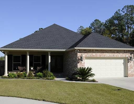 1st image of 629 Charleston Ln