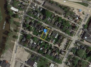 1258 Elm St, Green Bay, WI 54302