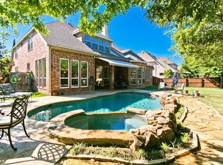 1013 Woodcliff Dr, McKinney, TX 75072