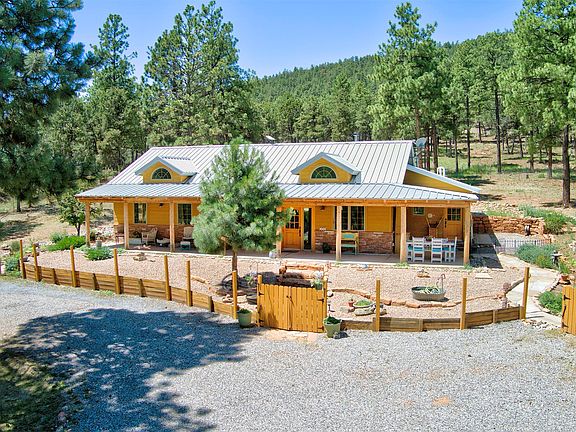 2nd image of 169 Avenida Ponderosa