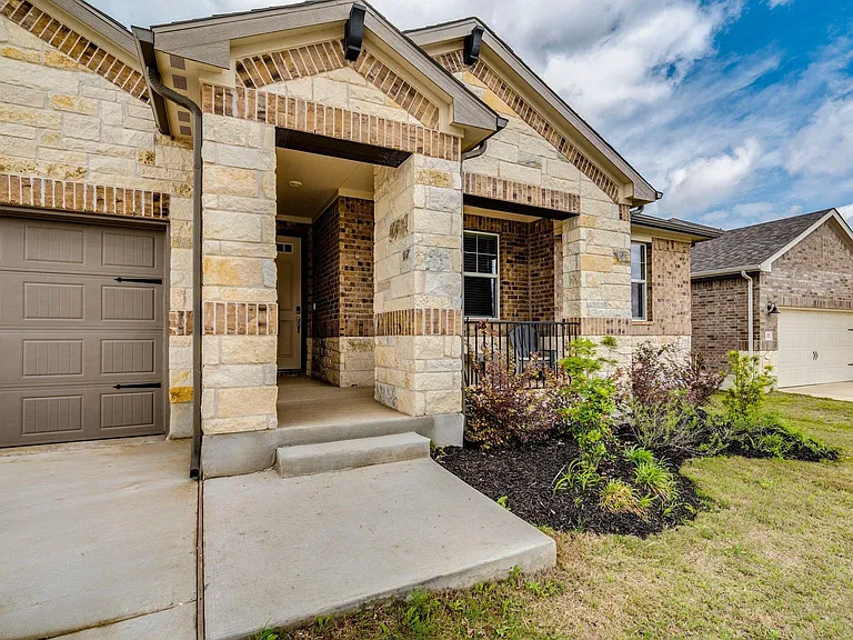 261 Cathedral Mountain Dr — Photo 4