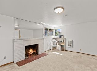 848 NE 86th St UNIT 3, Seattle, WA 98115