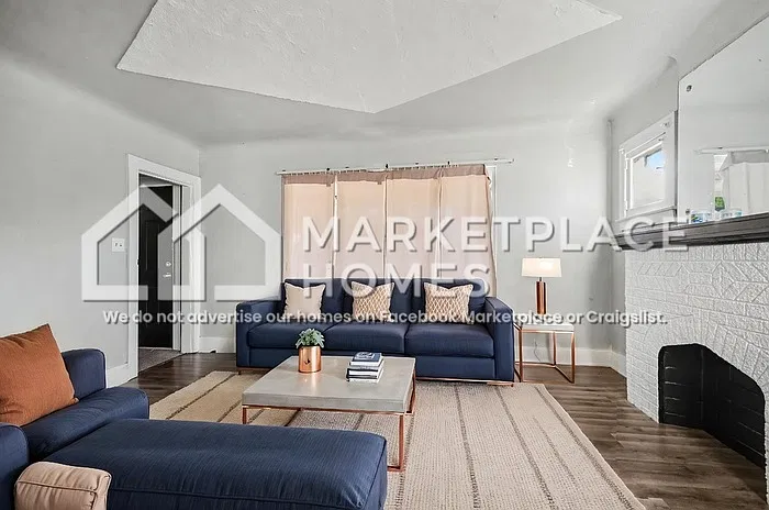 3 bed, 2.0 bath, 1500 sqft, $1,299 — Photo 2