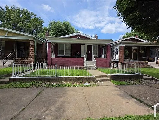 3931 California Ave — Photo 1
