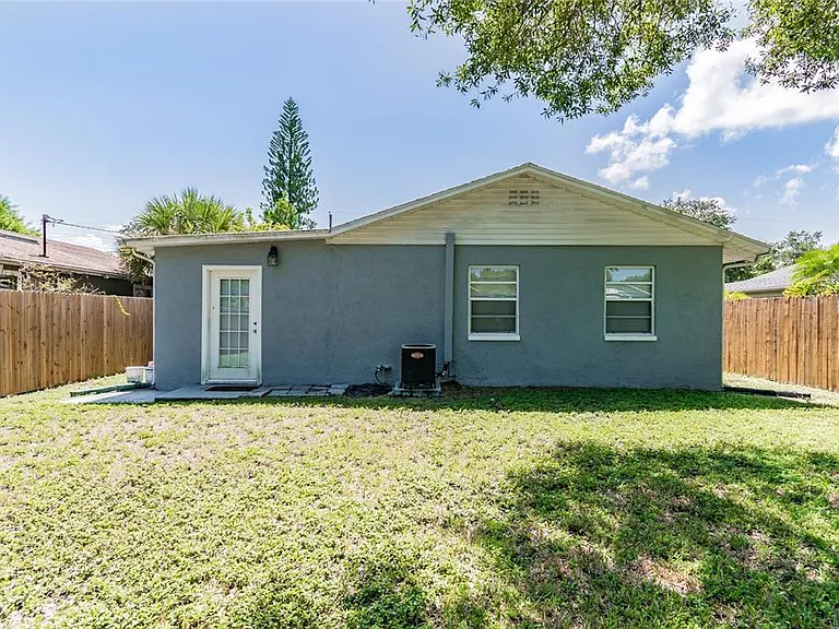 3611 W Anderson Ave — Photo 39