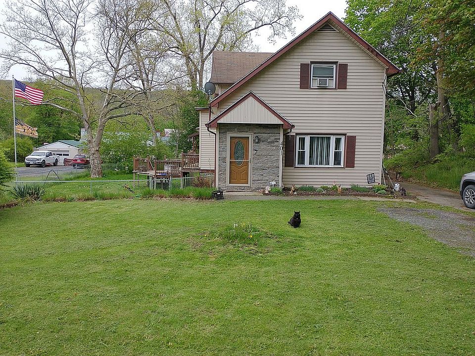 1st image of 401 College Ave