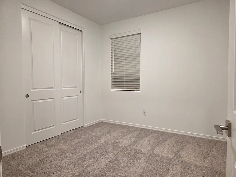 22816 E Roundup Way — Photo 12