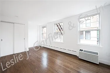 Rented by Leslie J. Garfield