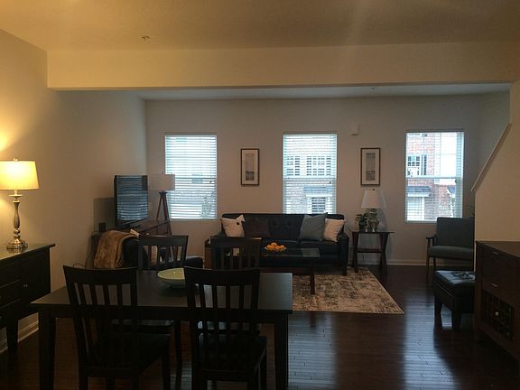 Open concept living / dining room