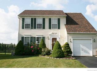 6 Michael Anthony Ln, Depew, NY 14043