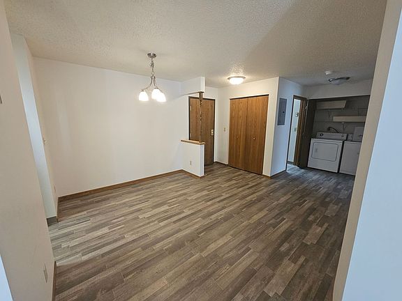2nd image of 3115 Broadway N #313