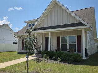 42 Woodsorrel St, Freeport, FL 32439