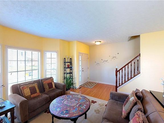4th image of 3461 Brixford Ln