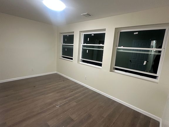 5th image of 125 Brook St #2
