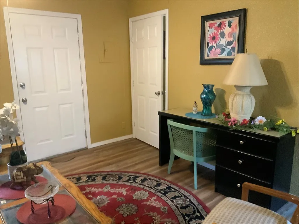 1 bed, 405 sqft, $900 — Photo 3