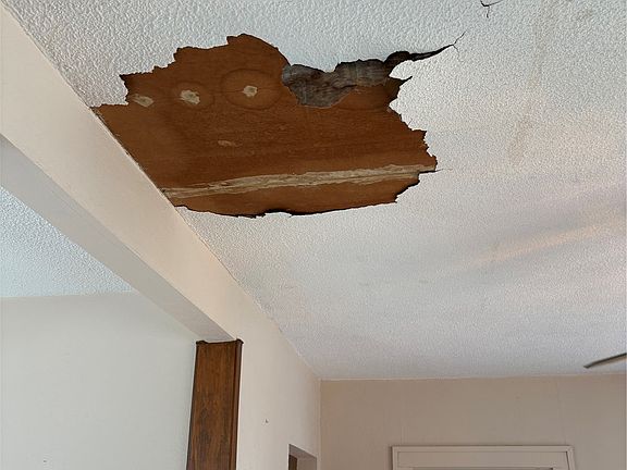 4th image of 1224 11th St NW