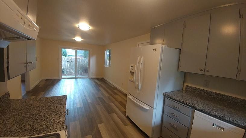 1st image of 18053 1st Ave NE