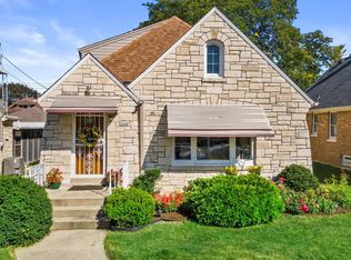 3048 S 45th St, Milwaukee, WI 53219