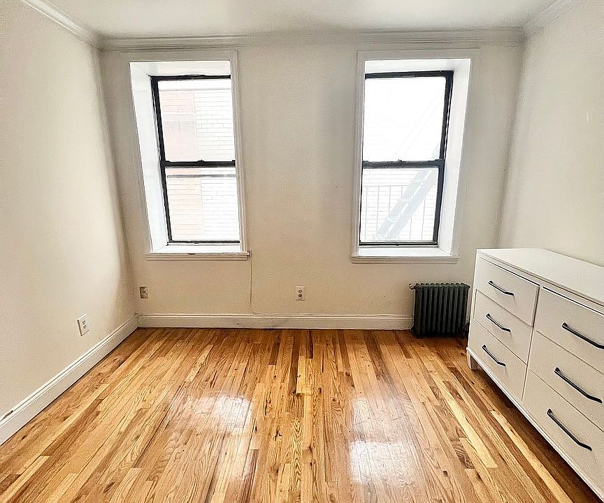 56 Pike St Apt 4d, New York, Ny 10002 