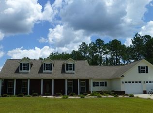 239 Corey St, Baxley, GA 31513