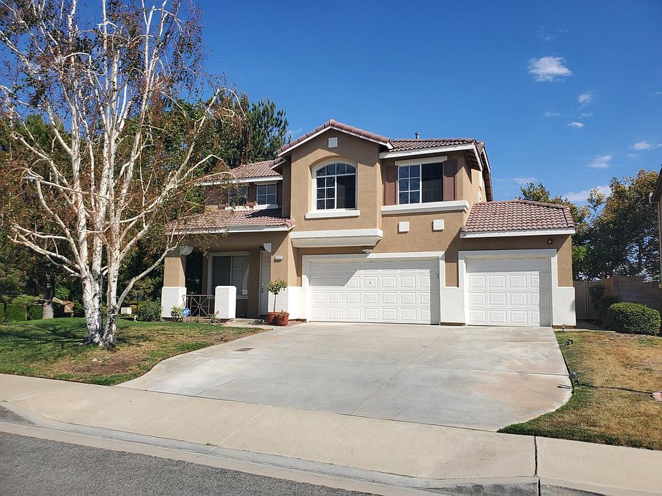 1st image of 5553 Lone Pine Dr