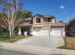 5553 Lone Pine Dr, Fontana, CA 92336