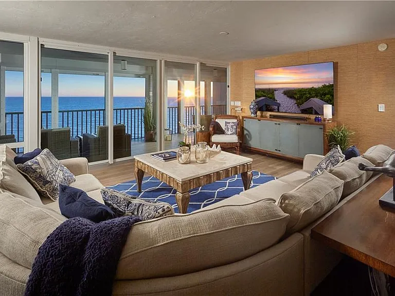 4651 Gulf Shore Blvd N #901 — Photo 7