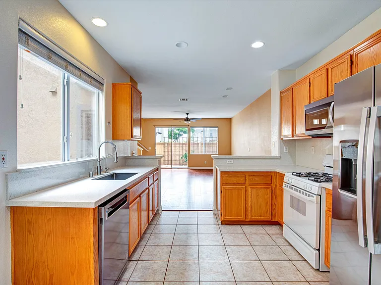 10910 Ivy Hill Dr #4 — Photo 16