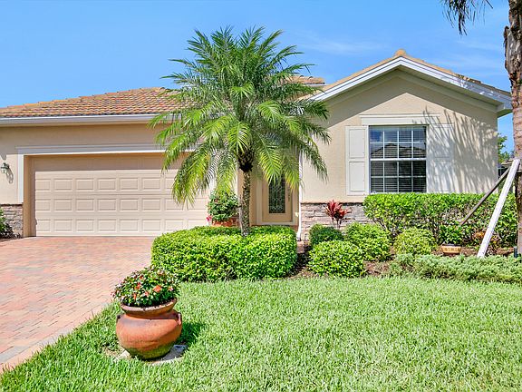 3rd image of 26324 Stonewall Ln