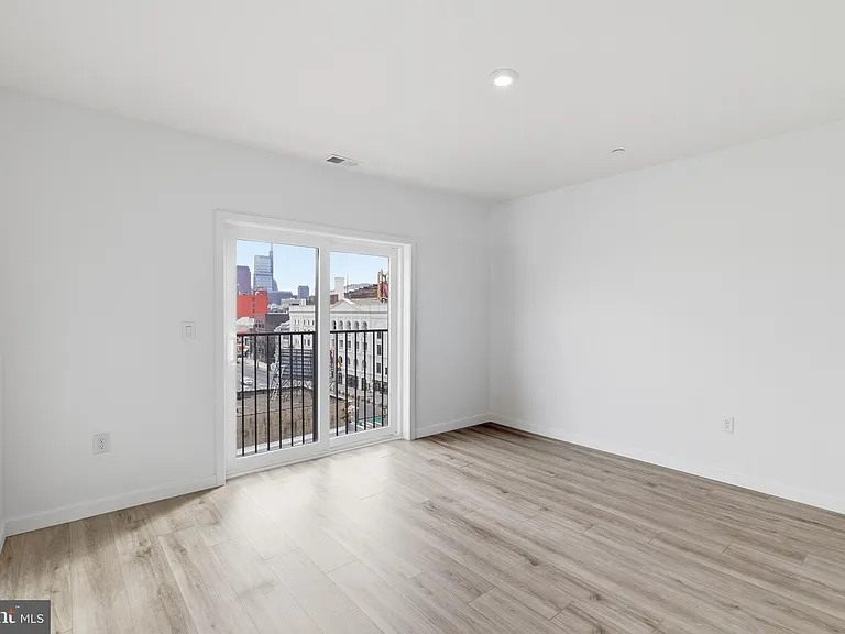 915 N Broad St #606 — Photo 12
