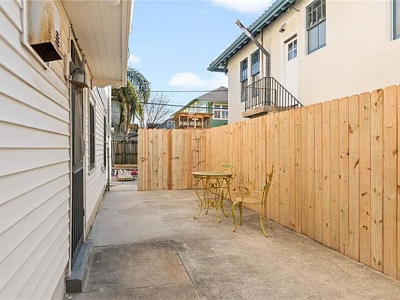 3rd image of 4030 S Galvez St