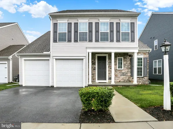 3113 Bullfinch Ln, Mechanicsburg, PA 17055