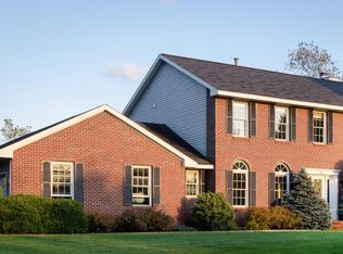 4825 Hillside Farms Estates Dr NE, Grand Rapids, MI 49525