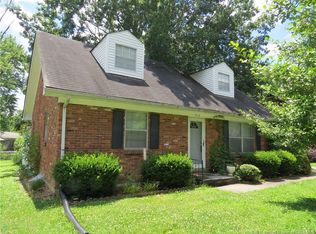 212 Robin Lynne Dr, New Albany, IN 47150