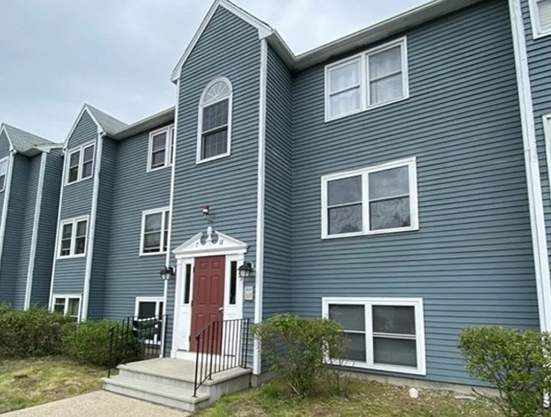 2 bed, 1.0 bath, 768 sqft, $2,000 — Photo 1