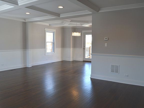 2nd image of 3716 N Octavia Ave