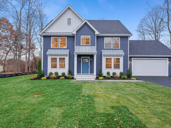 10 Walnut Avenue, Trumbull, CT 06611