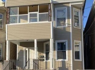 16 Wegman Pkwy, Jersey City, NJ 07305