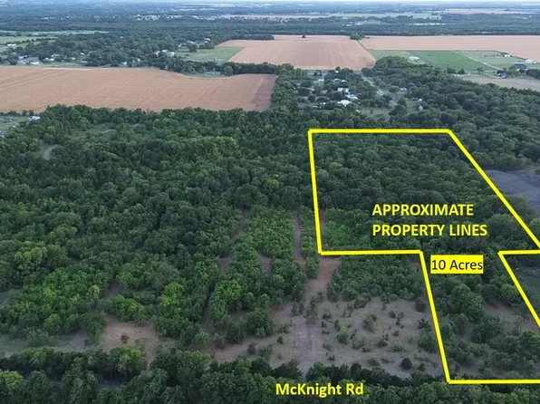 10 McKnight Rd, Ferris, TX 75125